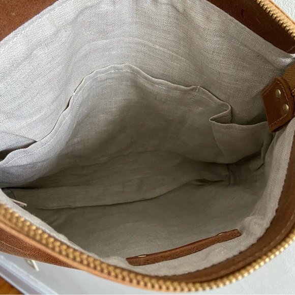 Forest Bags | Leather Shoulder Crossbody Hobo Bag - Picture 7 of 13